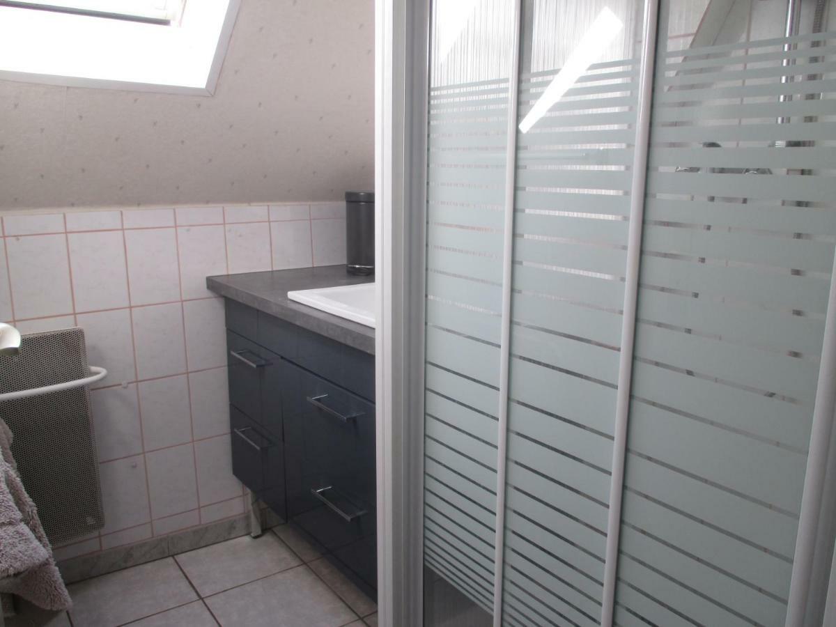 3 Rue Vicaire Contalmaison Exterior foto